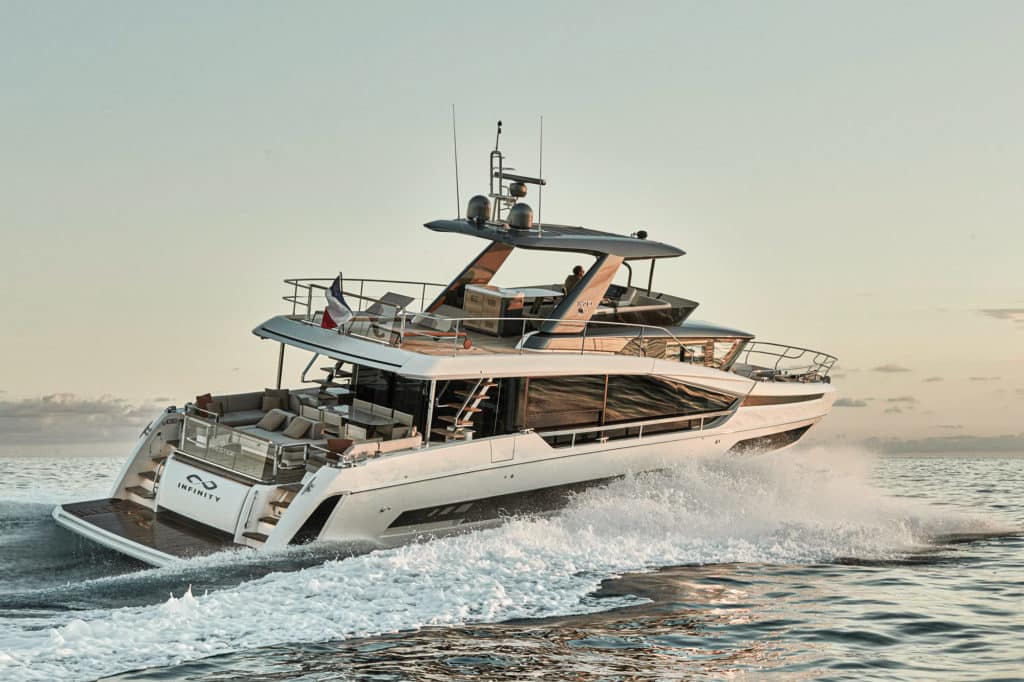 Prestige Yacht X70