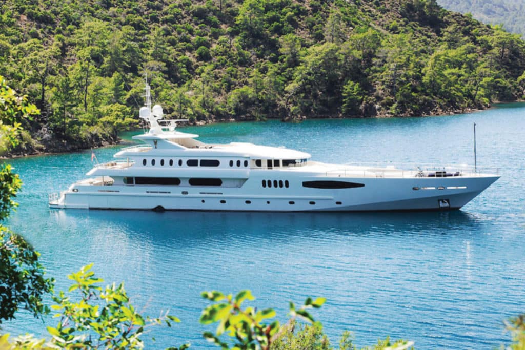 190-foot Aykin yacht