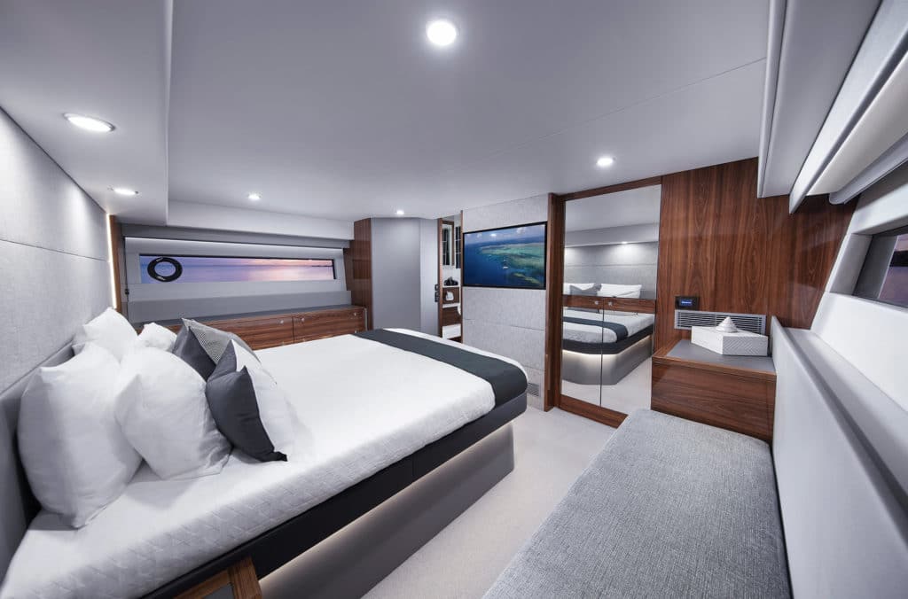 Maritimo M60 master bedroom