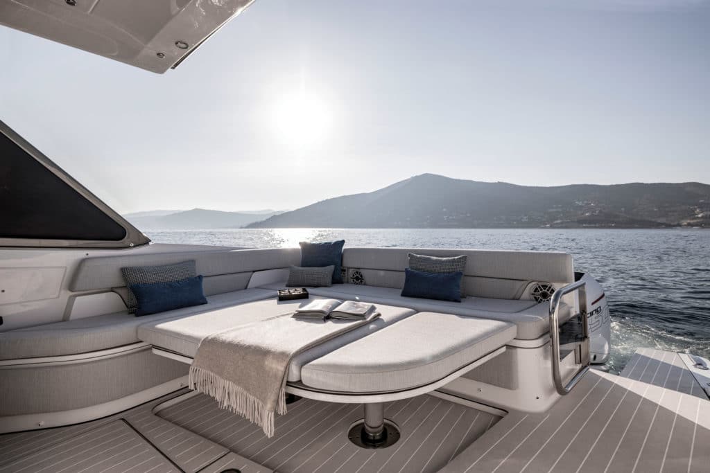 Azimut Verve 42