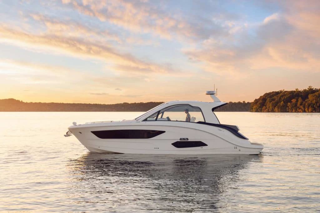 Sea Ray Sundancer 370