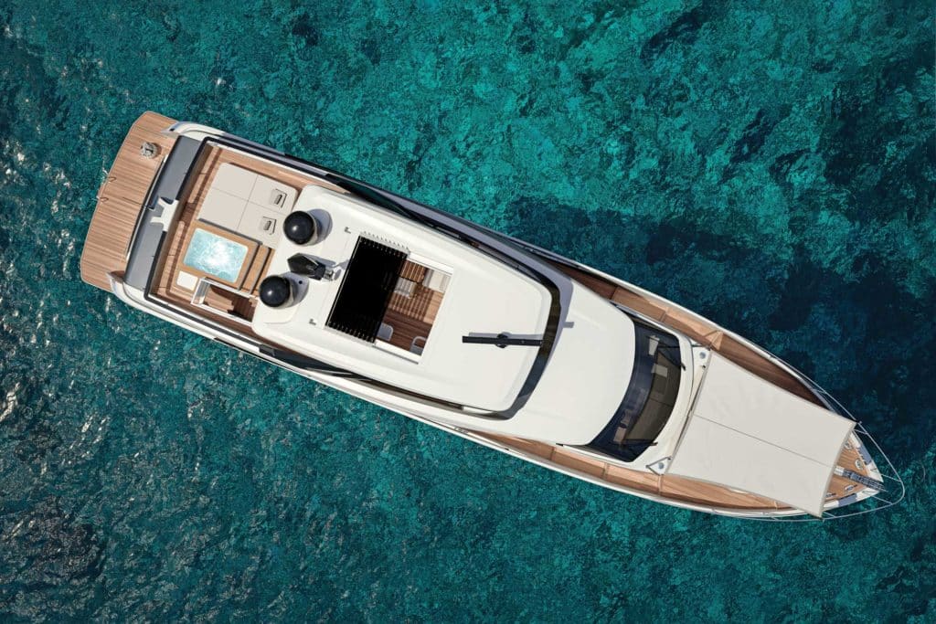 Ferretti Yachts 860