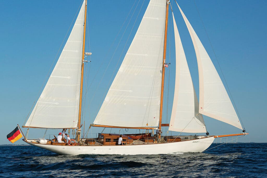 1920 ketch Talisman