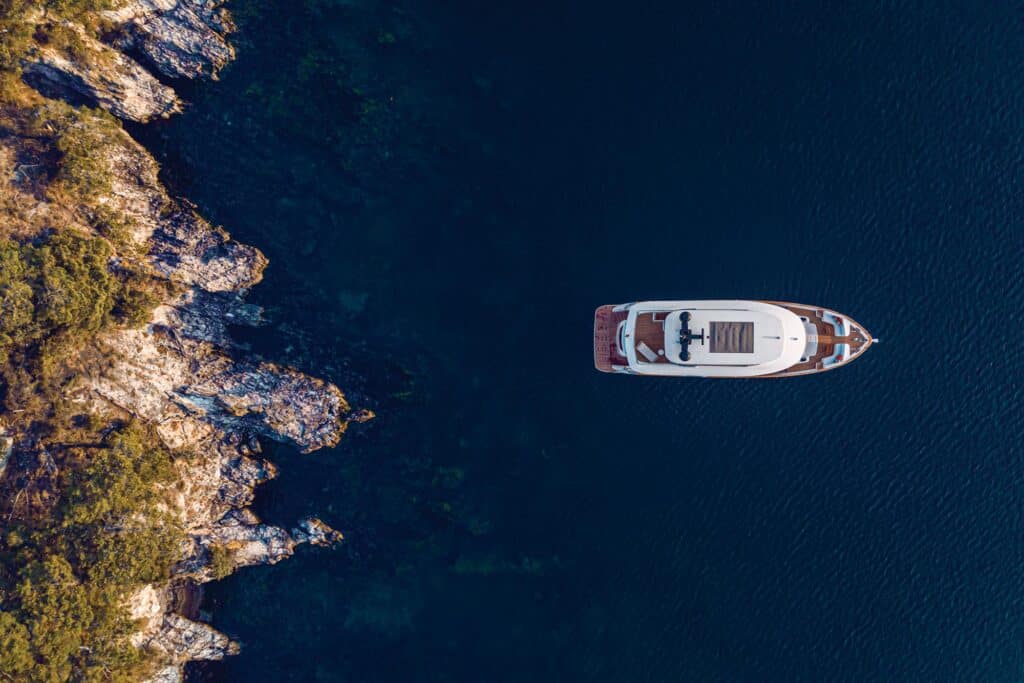 Sirena Yachts 78 from above