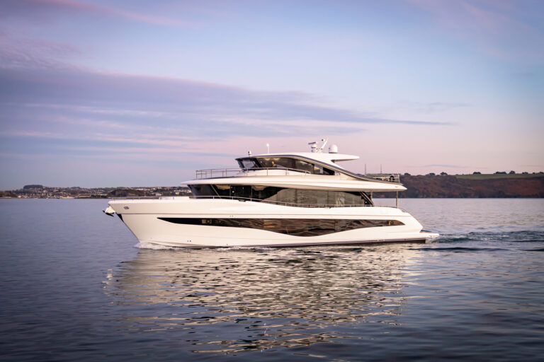 Princess Yachts X80