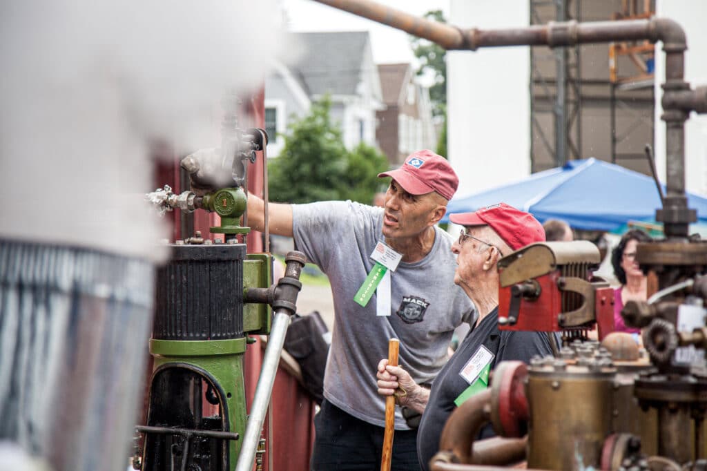 Antique Marine Engine Expo