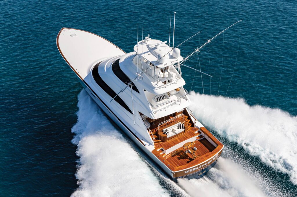 Viking Yachts 90 Sky Bridge