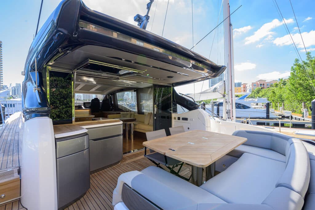 Princess Yachts V65