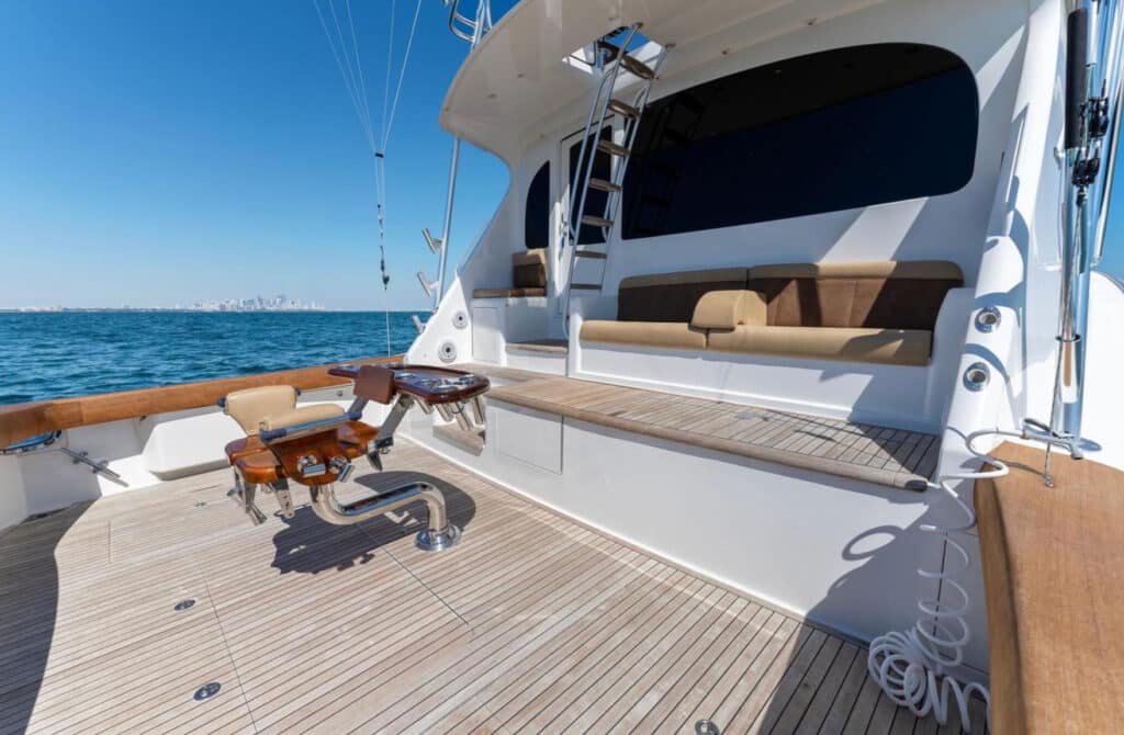 Viking Yachts 76 Convertible