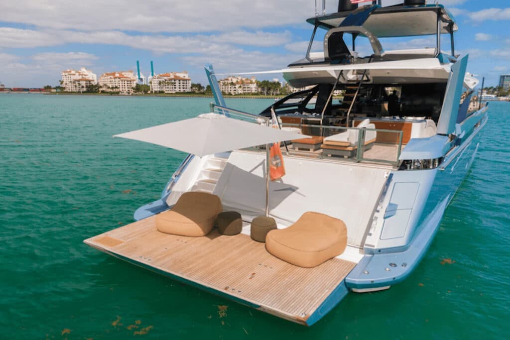 Azimut Grande S10