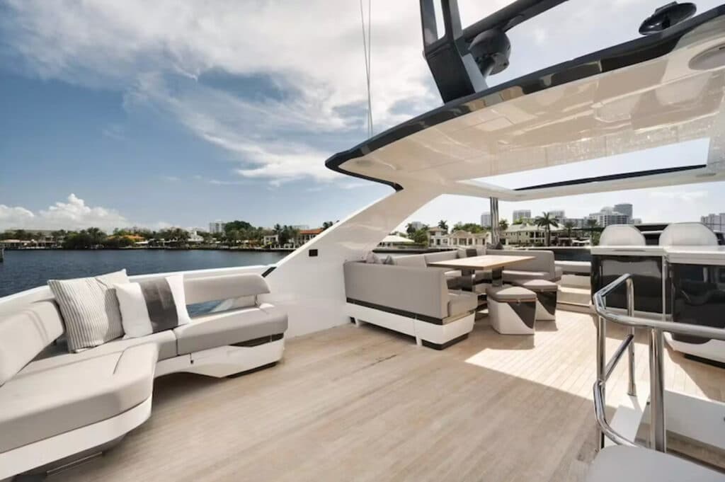 Pearl Yachts 62