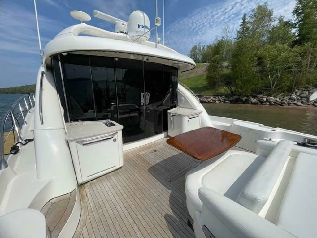 Sea Ray Sundancer 60