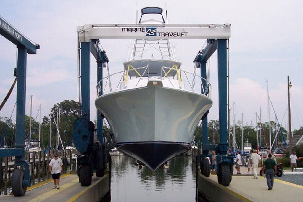 Boat launch lift