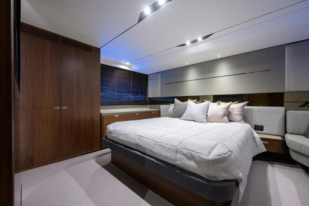 Princess Yachts S60