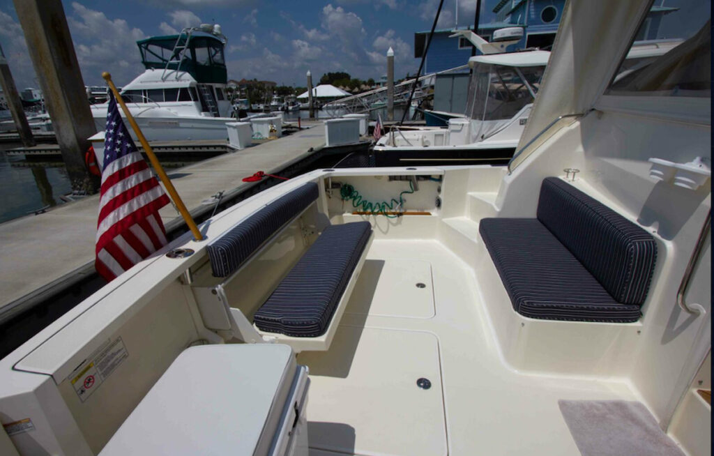 Sabre Yachts 42 Hard Top Express