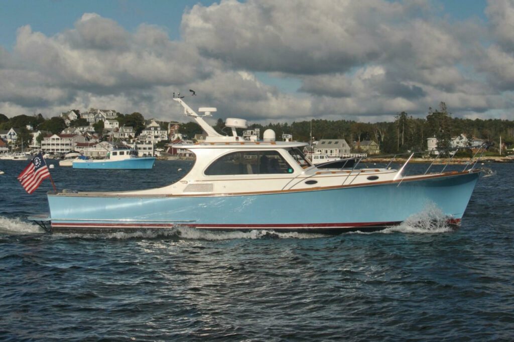 Hinckley Yachts Talaria 40
