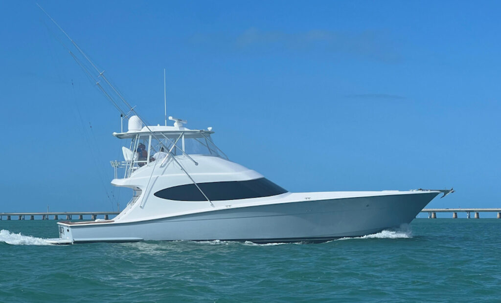 Hatteras Yachts GT59