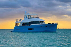 Outer Reef 620 Trident Oasis