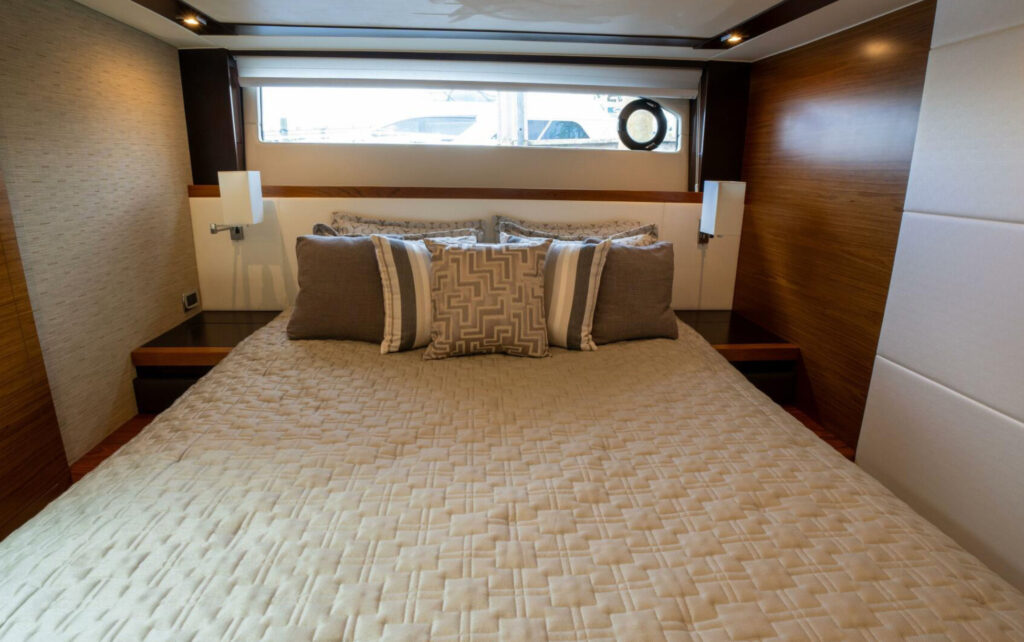 Tiara F53 True North