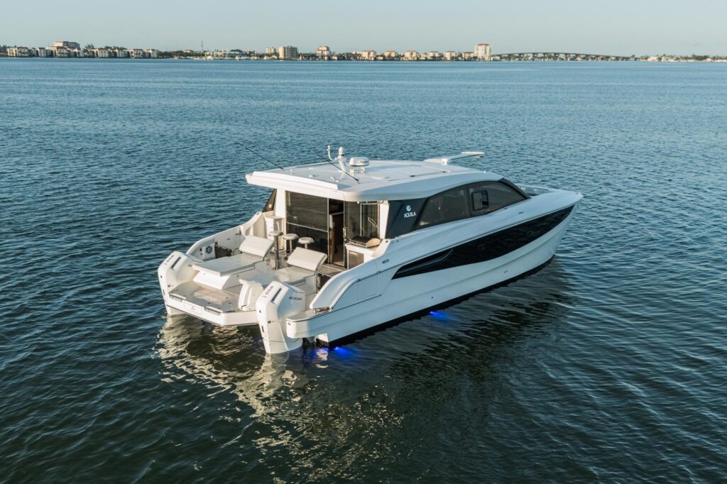Aquila 46 Coupe