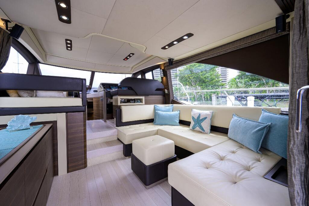 Azimut 50 Vivere