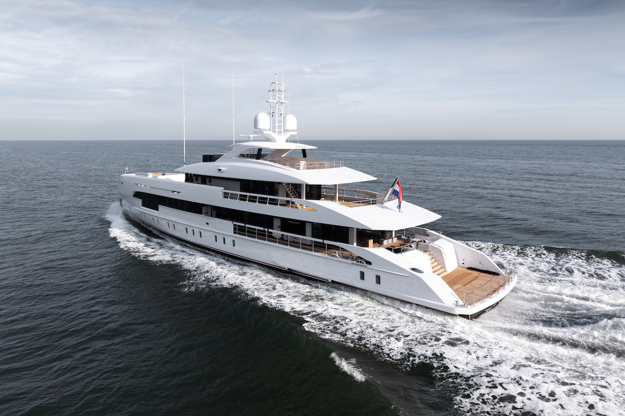 Heesen 164 Orion
