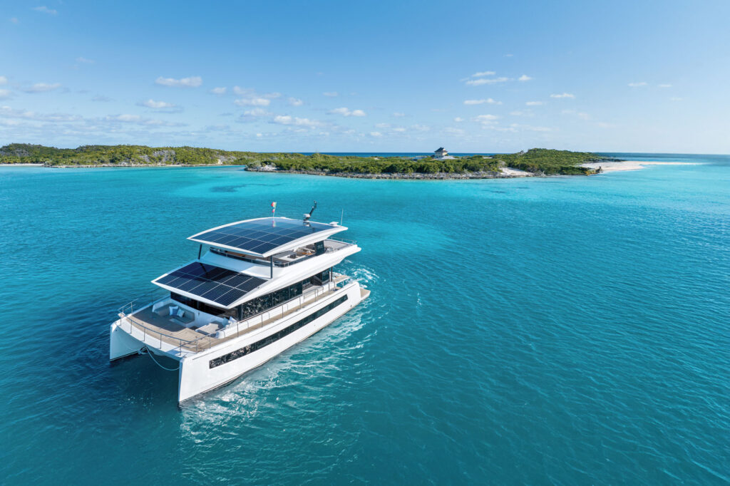 Silent Yachts SY62