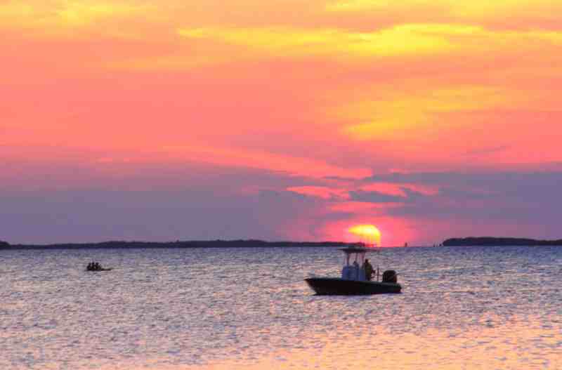 Sunset, Yachting