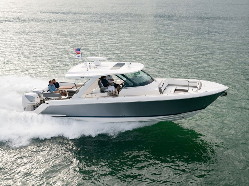 Tiara Sport 38 LS