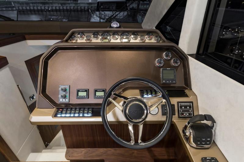 Galeon 460 Fly