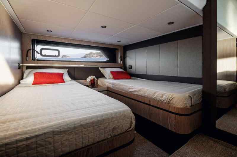 Azimut Atlantis 45