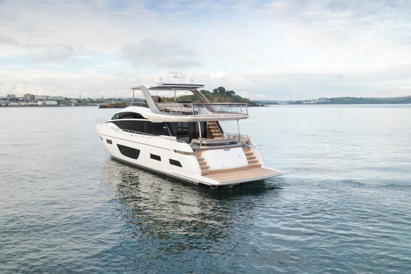 Princess Yachts Y85