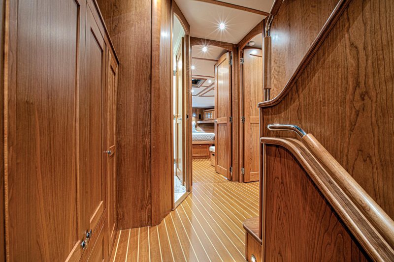 Sabre 58 Salon Express