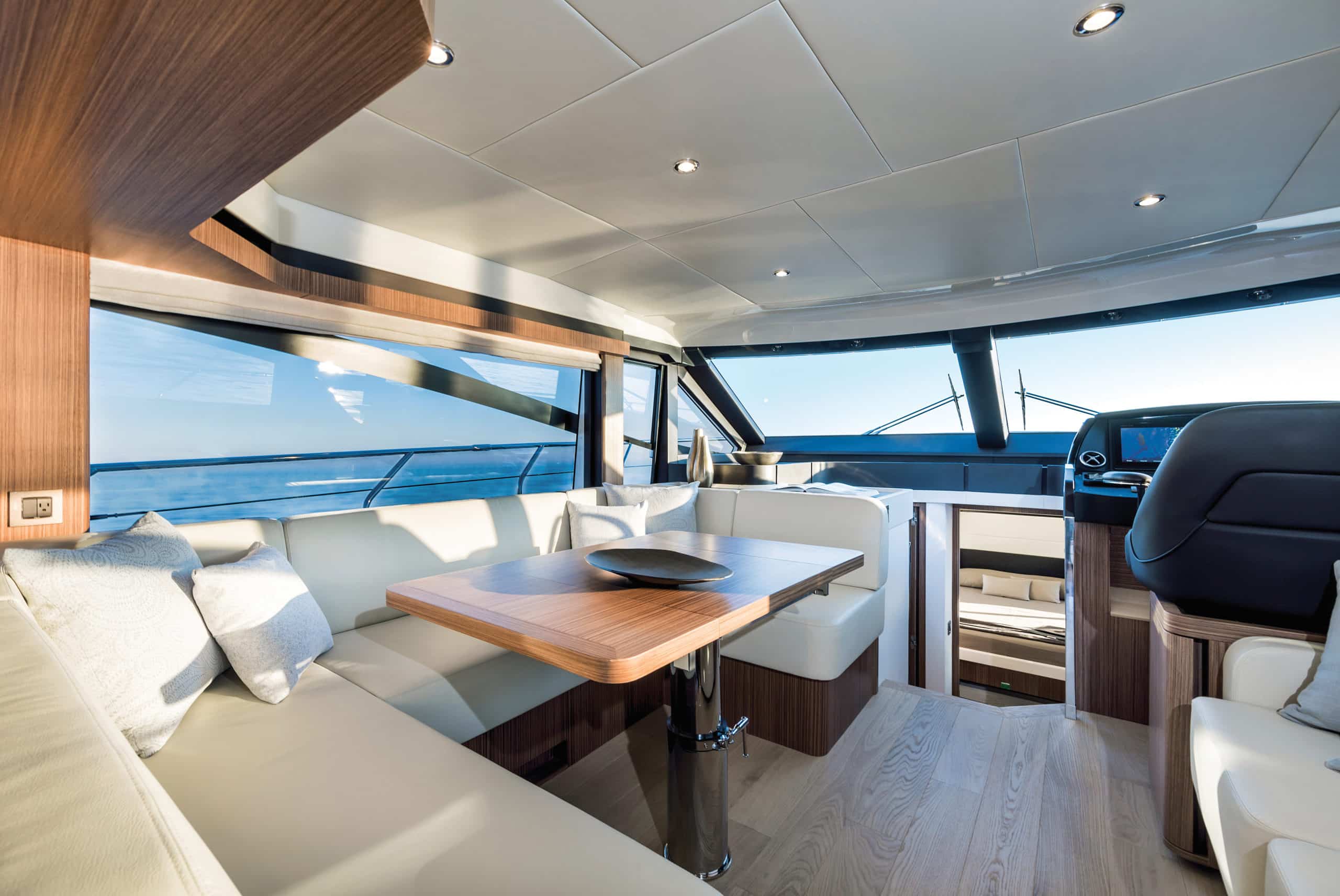 Absolute 50 Fly, Boat Review, Absolute Yachts, Flybridge | Yachting