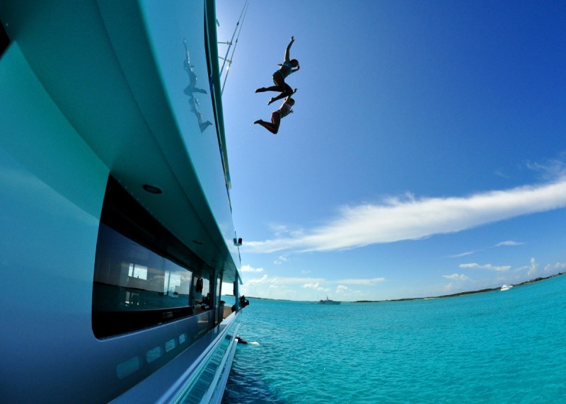 Charter guests enjoy fun in the sun with the yacht Arioso. Charter guests enjoy fun in the sun with the yacht Arioso.