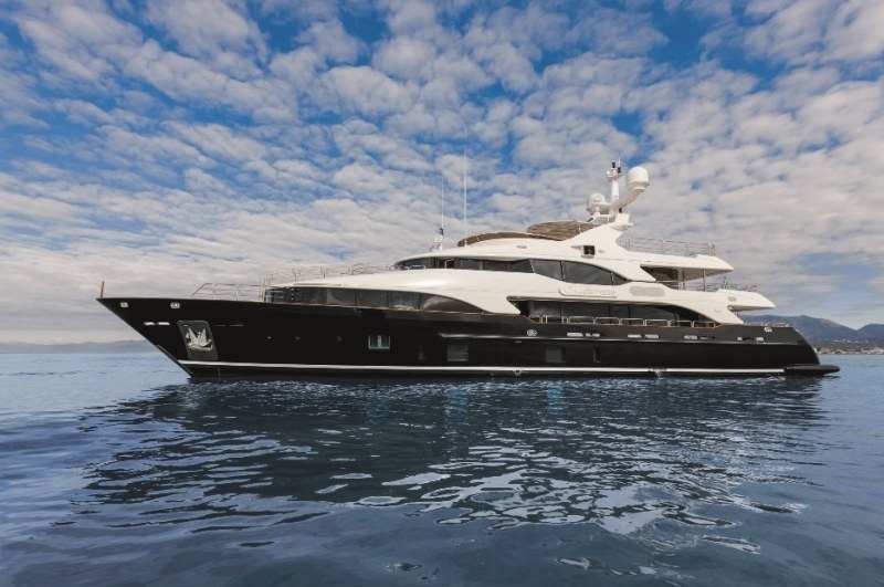 Benetti yacht Checkmate Benetti yacht Checkmate