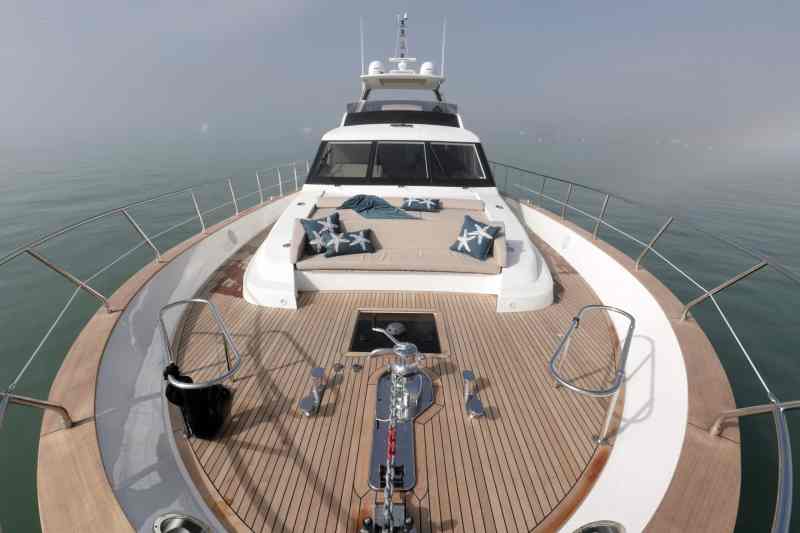 Couach Yachts, 2305 Fly