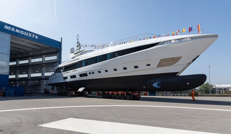 El Leon Mangusta Yachts