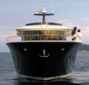 Curves and distinctively snubbed lines give the Apreamare a lilting feel. Curves and distinctively snubbed lines give the Apreamare a lilting feel.