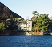 yachting/images/magazine/2007/042007/fea_como_525x328.jpg Lake Como has often served as a movie set.