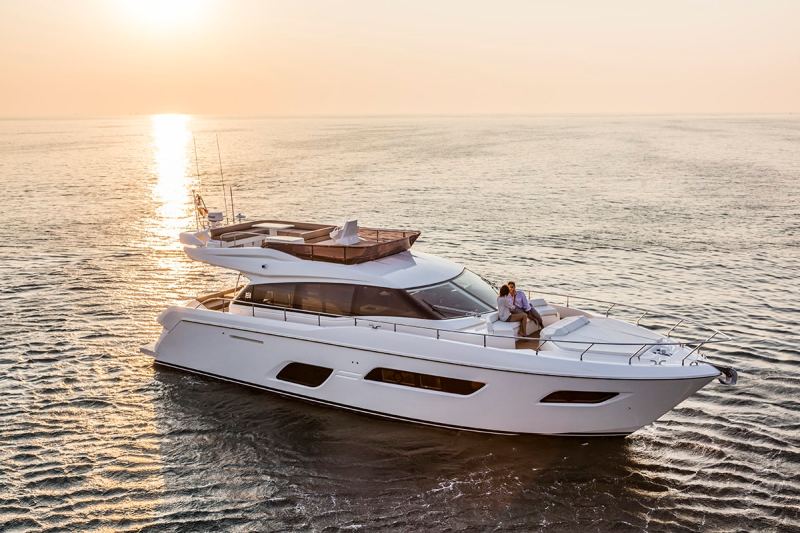 Ferretti 550 Yacht