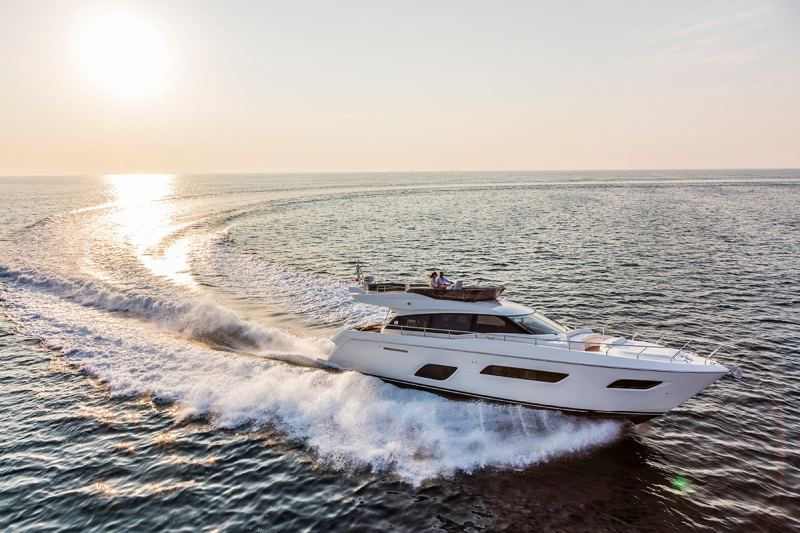 Feretti 550