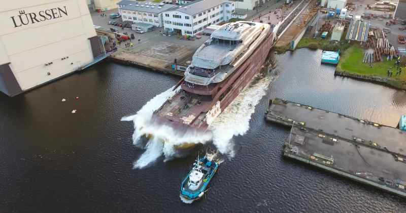 Fiji, Lurssen