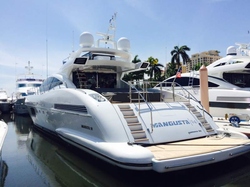 Palm Beach International Boat Show, Yachts
