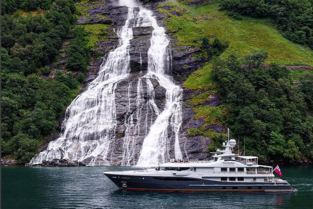 Gene Machine, Amels 180, 9000-nautical-mile cruise
