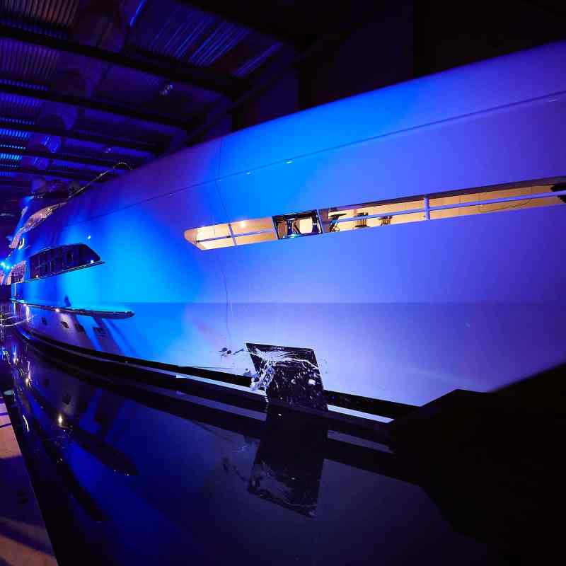 Heesen Yachts, VanTom