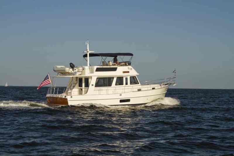 A 43-foot Grand Banks Heritage moving along at 23 knots? At first, I thought, “They must be kidding.” I guess I am showing my age. During countless trips from Maine to Florida on the Intracoastal Waterway with my father and, later, as a whippersnapper delivery captain, I always looked at Grand Banks owners as that certain breed who were happy to putt along at 7 knots, or maybe 10 knots if they were going to tie up late for cocktail hour. In my mind, they were salty, recently retired sailors proudly flying the Cruising Club of America burgee — a symbol of someone with superior knowledge of seamanship, but not necessarily someone looking to go full throttle on anything.