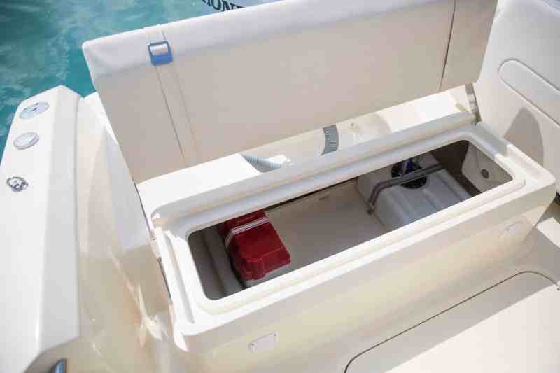 Invictus Yachts, Invictus 200FX, Tender, Boating, Yachting