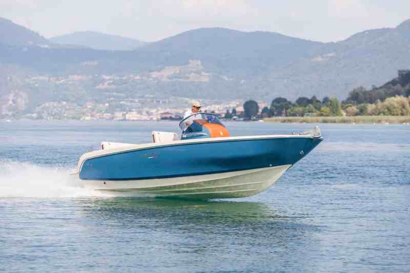 Invictus Yachts, Invictus 200FX, Tender, Boating, Yachting