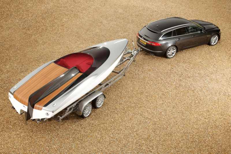 Concept Speedboat by Jaguar Cars